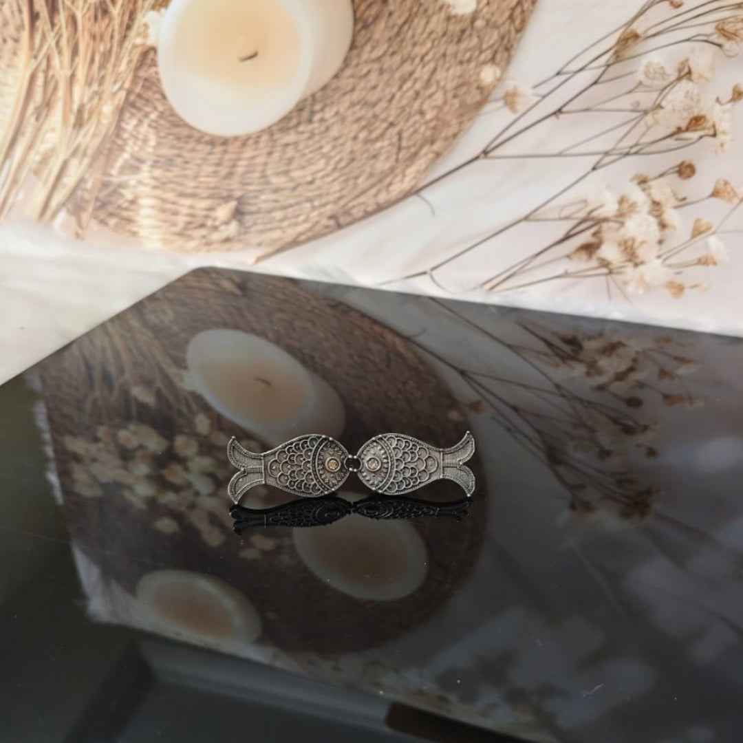 Oxidized Silver Kissing Fish Brooch/Saree Pin